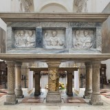 Santa_Giustina_Padua_-_Tomb_of_Saint_Matthias_resize