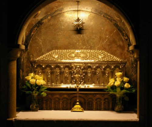 Burial-place_of_Saint_James_the_Greater.jpg