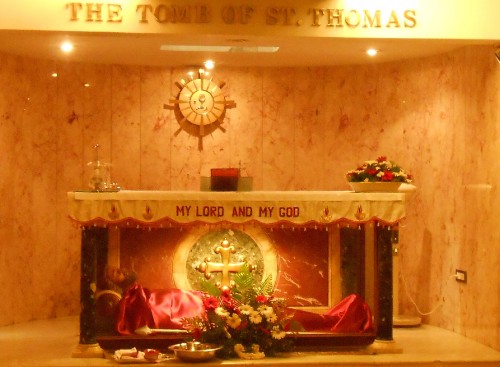 Tomb_of_St._Thomas_in_India.jpg