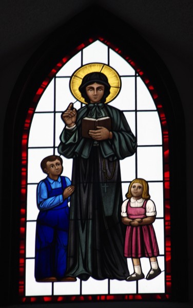 Saint_Joan_of_Arc_Catholic_Church_Powell_Ohio_interior_stained_glass_St._Elizabeth_Ann_Seton.jpg
